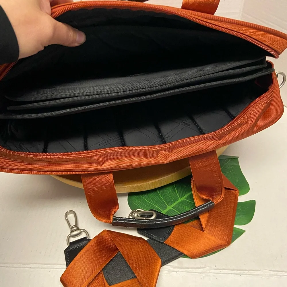 LongChamp Burnt Orange Laptop Messenger Bag & Laptop Folder sleeve